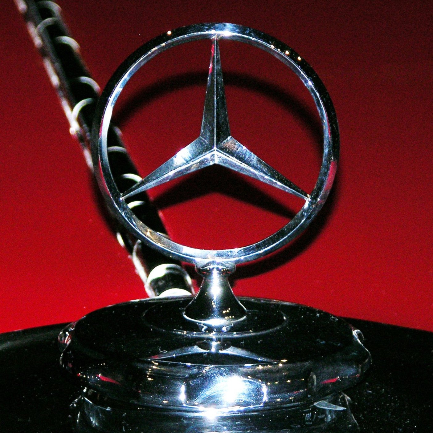 Mercedes Radiator Cap Chrome